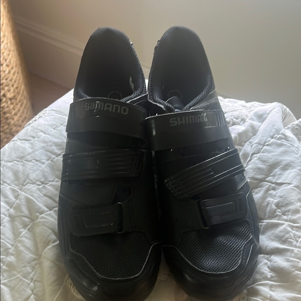 Shimano Black Athletic Shoes with Velcro Straps